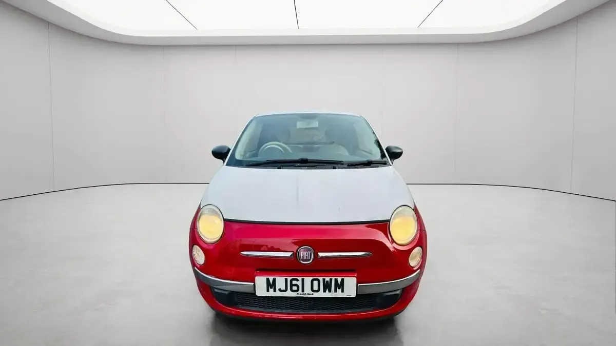 Used Fiat 500 Pop 69 HP (50 kW) 2012 White/red Hatchback