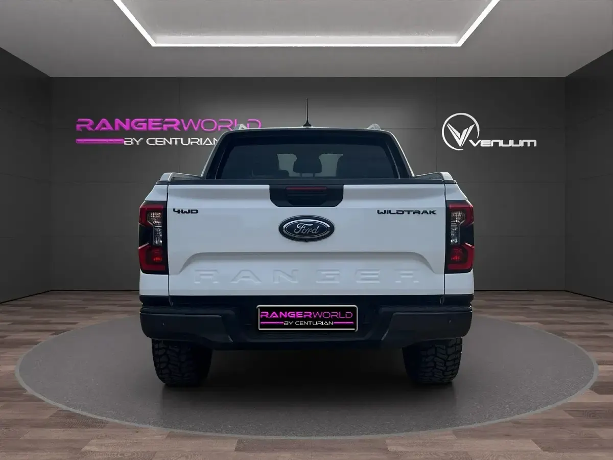 Used Ford Ranger Platinum 2025 White Pickup