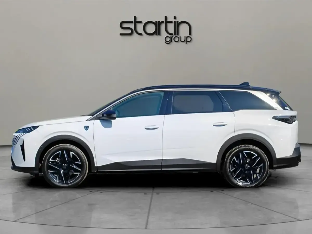 Used Peugeot 5008 GT 134 HP (98 kW) 2025 White SUV