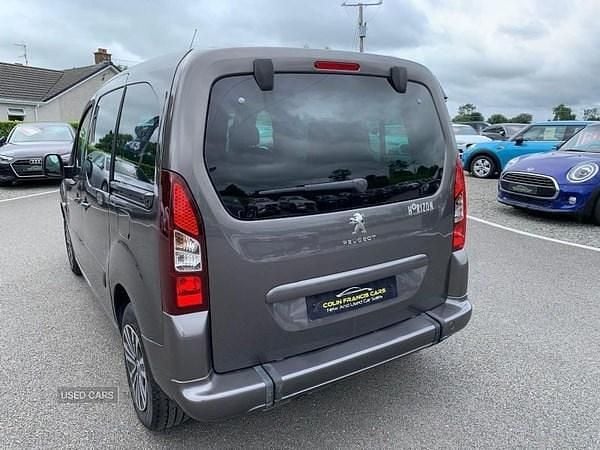 Used Peugeot Partner Tepee Active 75 HP (55 kW) 2018 Grey MPV