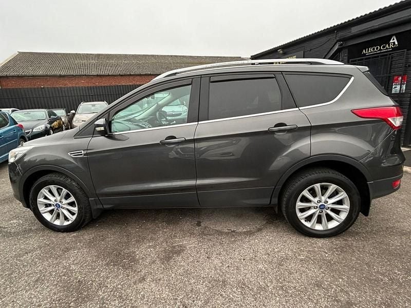 Used Ford Kuga Titanium 150 HP (110 kW) 2015 Grey SUV