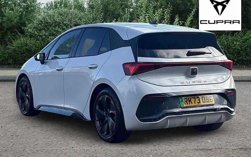 Used Cupra Born e-Boost 169 kW (230 HP) 2023 White Hatchback