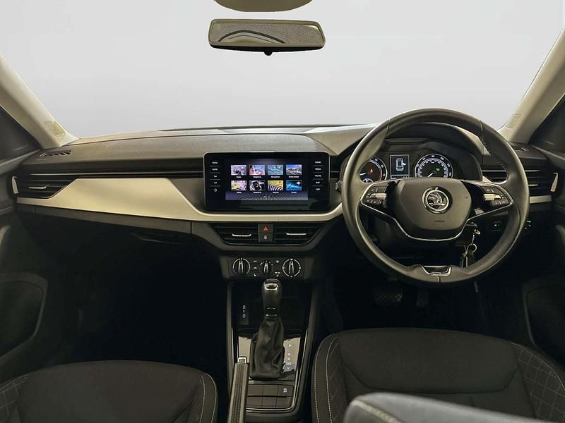 Gebraucht Skoda Kamiq SE Drive 150 PS (110 kW) 2021 Weiß SUV