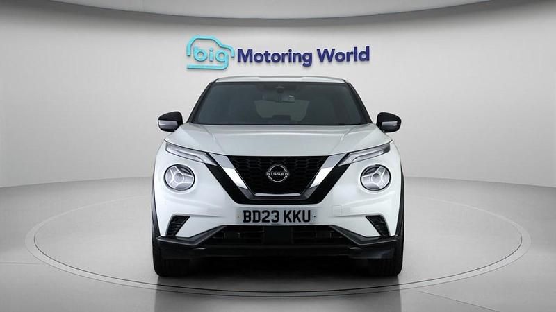 Used Nissan Juke N-Connecta 114 HP (83 kW) 2023 White SUV