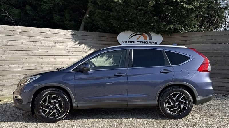 Used Honda CR-V SE Plus 2017 Blue SUV