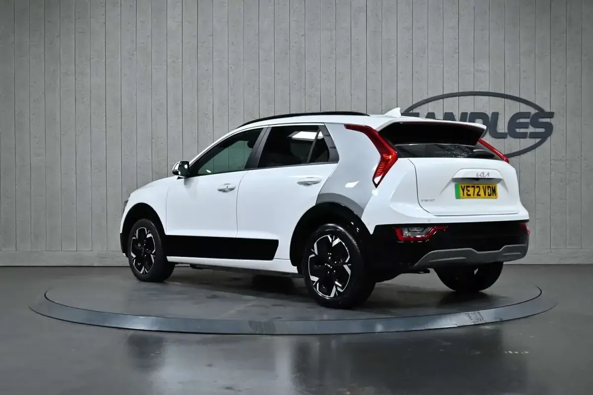 Used Kia e-Niro 67 kW (92 HP) 2022 White SUV