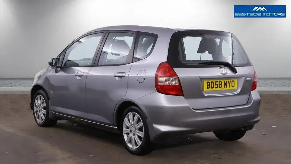 Used Honda Jazz SE 2008 Silver Hatchback