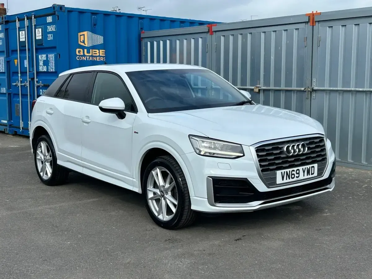 Used Audi Q2 S-Line 116 HP (85 kW) 2019 White SUV