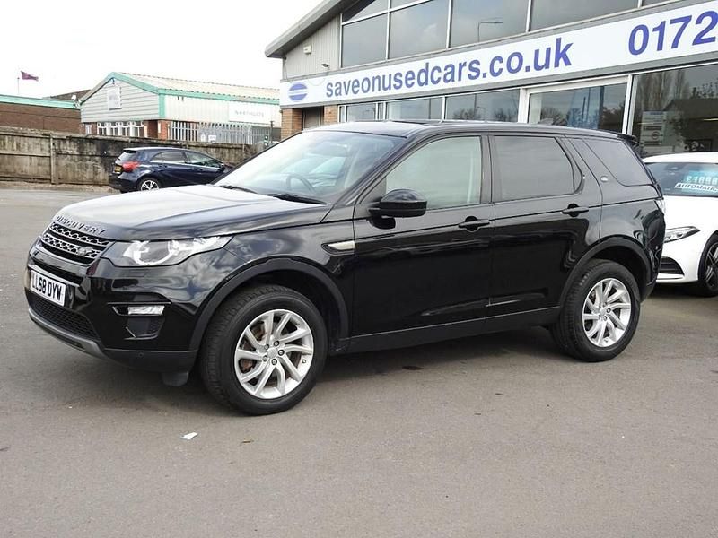 Used Land Rover Discovery Sport SE 240 HP (176 kW) 2018 Black SUV