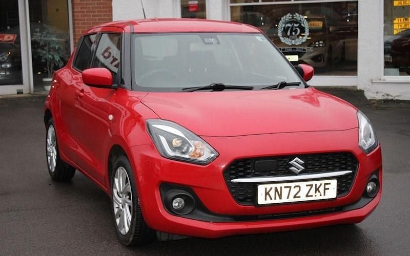 Used Suzuki Swift SZ-T 83 HP (61 kW) 2022 Red Hatchback