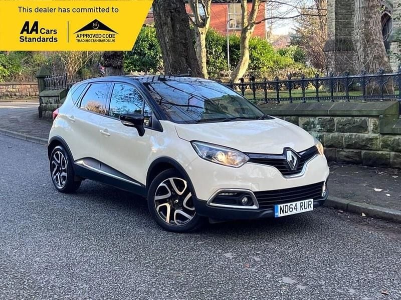White Used 2015 Renault Captur Dynamique SUV | £4,495 (Fair price) - Image 1/4