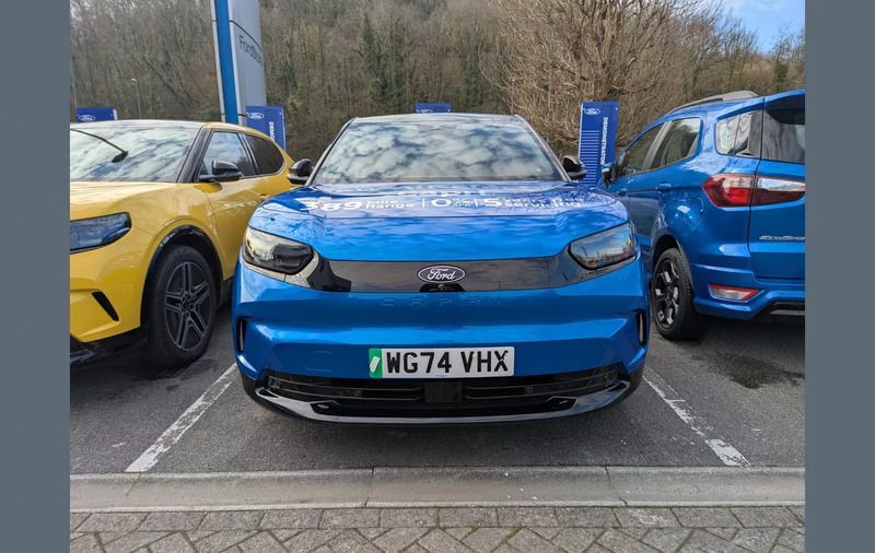 Blue Used 2024 Ford Capri Premium SUV | £38,500 (Fair price) - Image 1/4