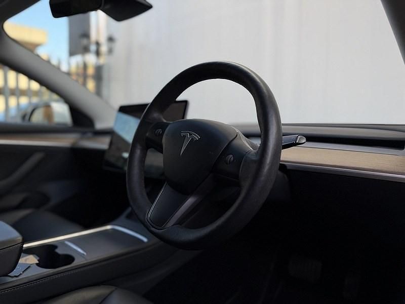 Used Tesla Model 3 Long Range AWD 366 kW (498 HP) 2021 White Sedan