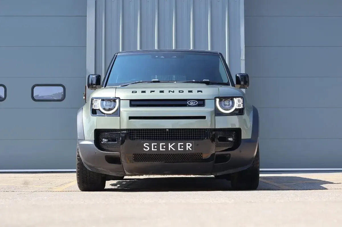 Used Land Rover Defender SE 2021 Green SUV
