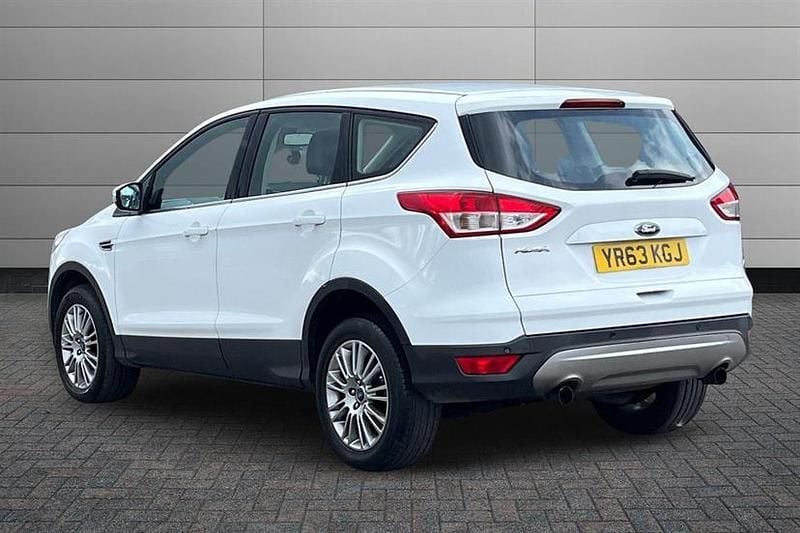 Used Ford Kuga Titanium 163 HP (119 kW) 2013 White SUV