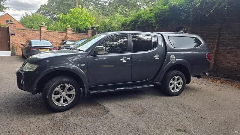 Grey Used 2011 Mitsubishi L200 Pickup | £4,999 (Good price) - Image 1/4