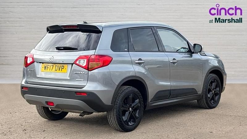 Used Suzuki Vitara 140 HP (102 kW) 2017 Grey SUV