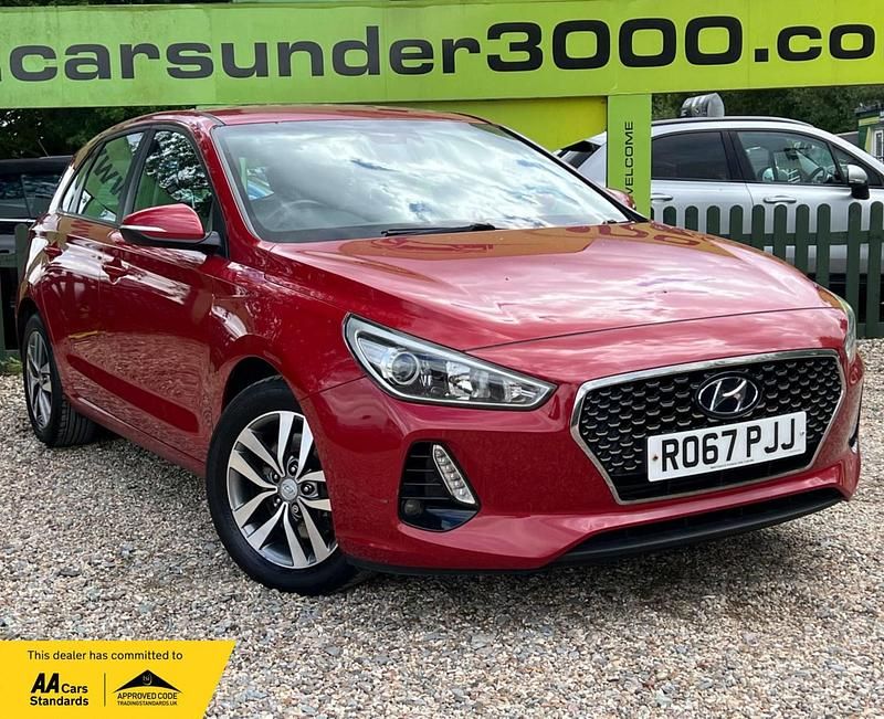 Red Used 2017 Hyundai i30 SE Hatchback | £6,550 (Fair price) - Image 1/4
