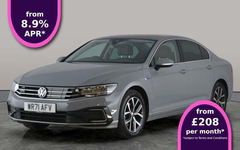 Grey Used 2021 VW Passat GTE Sedan | £14,954 (Good price) - Image 1/3