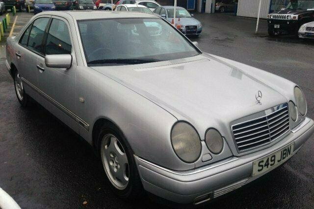 Used 1999 Mercedes E300 Sedan | £1,450 - Image 1/4