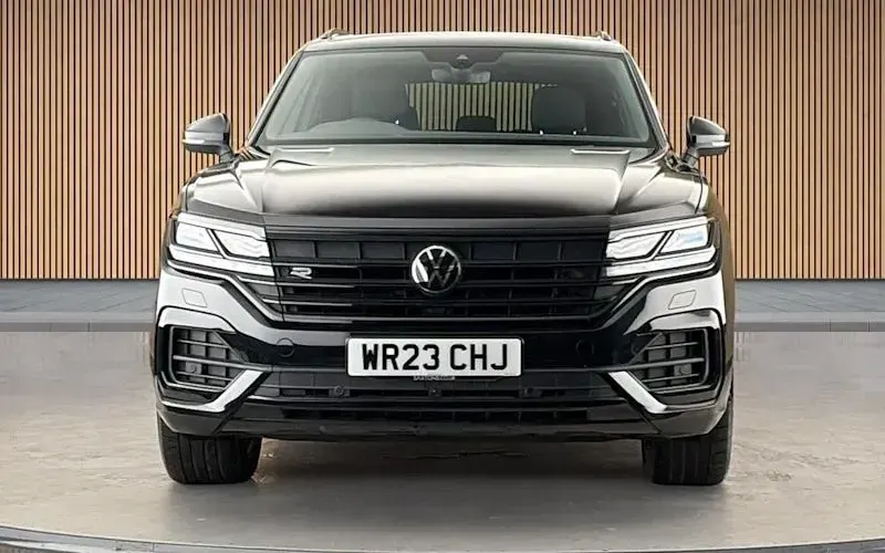 Used VW Touareg Black Edition 231 HP (169 kW) 2022 Grenadilla black SUV