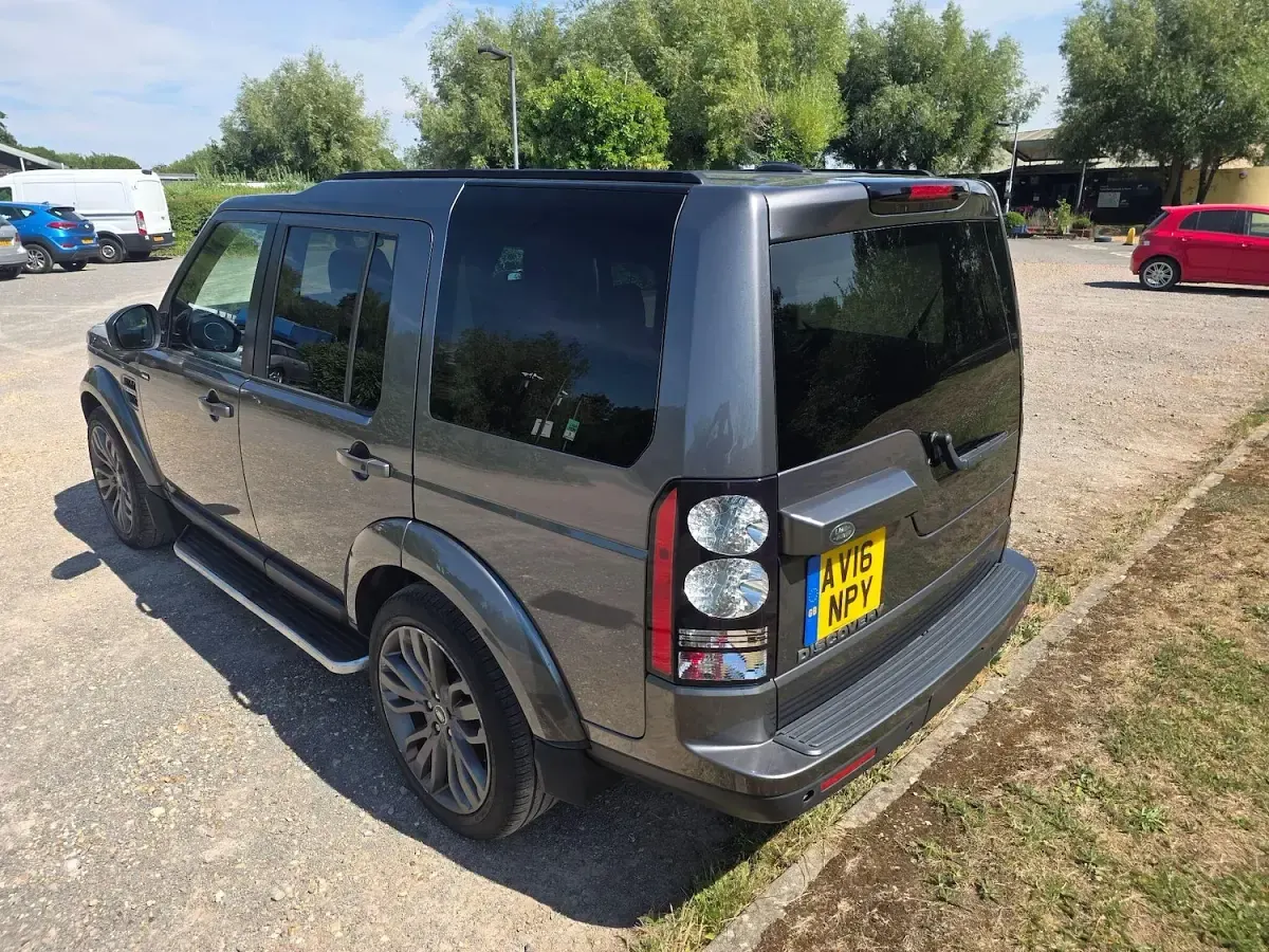 Used Land Rover Discovery 4 Graphite 2016 Grey SUV