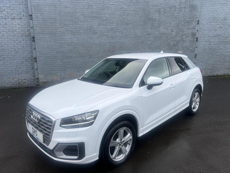 Used Audi Q2 Sport 115 HP (84 kW) 2017 White SUV