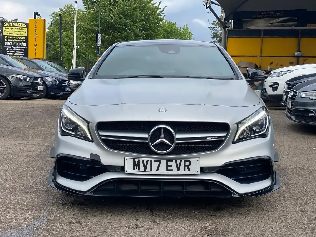 Begagnad Mercedes CLA45 AMG 2017 Silver Sedan