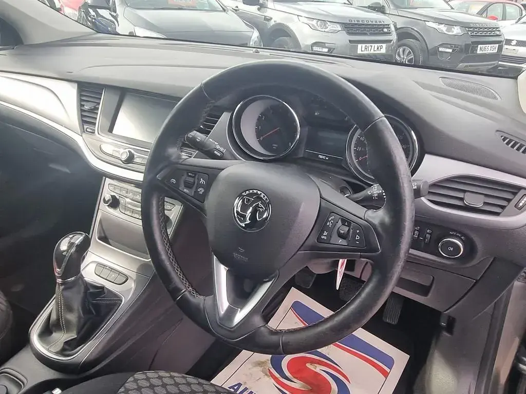 Used Vauxhall Astra 150 HP (110 kW) 2018 Grey Hatchback