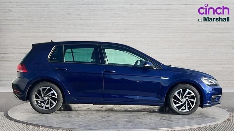 Used VW Golf VIII Edition 130 HP (95 kW) 2020 Blue