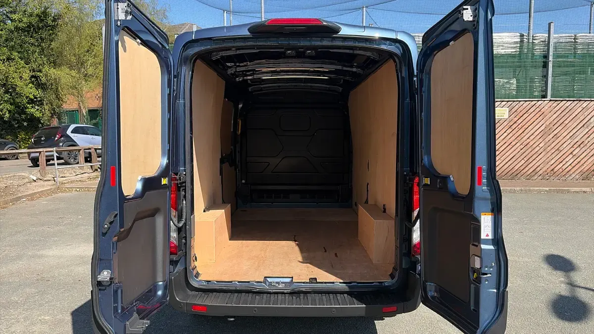 Second-hand Ford Transit Limited 165 CP (121 kW) 2025 Van