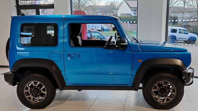 New Suzuki Jimny SZ5 101 HP (74 kW) 2025 Blue SUV