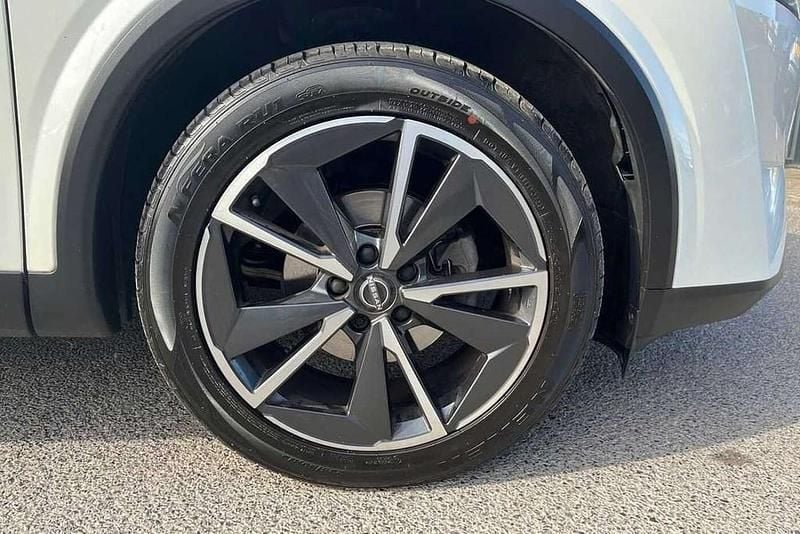 Used Nissan Qashqai Tekna 138 HP (101 kW) 2023 White SUV