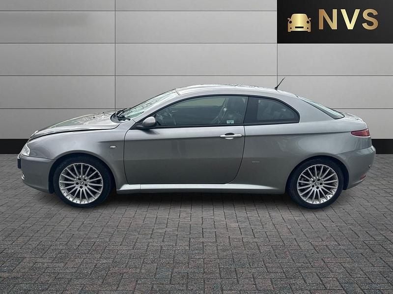 Used Alfa Romeo GT Lusso 150 HP (110 kW) 2007 Grey Coupe