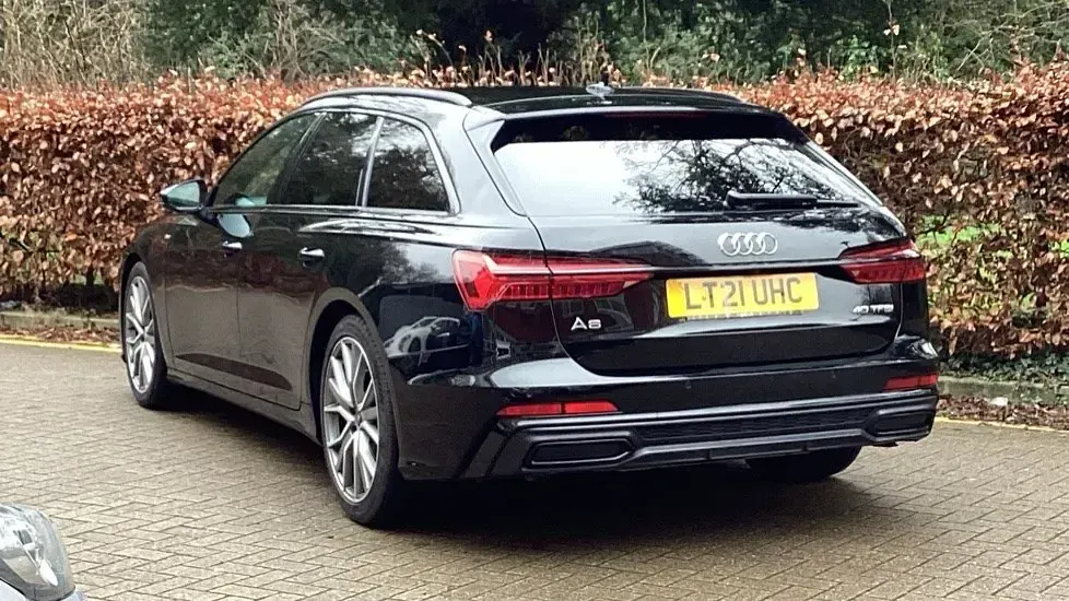 Usado Audi A6 Black Edition 2021 Preto Carrinha