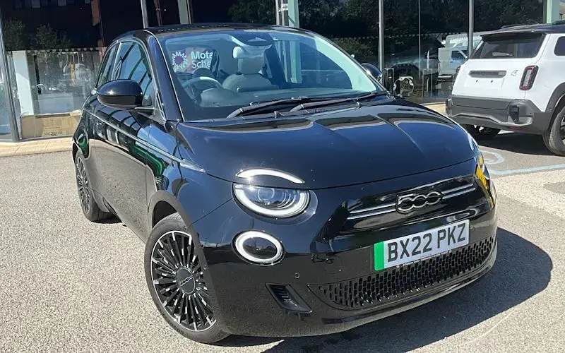 Used Fiat 500e La Prima 86 kW (118 HP) 2026 Hatchback