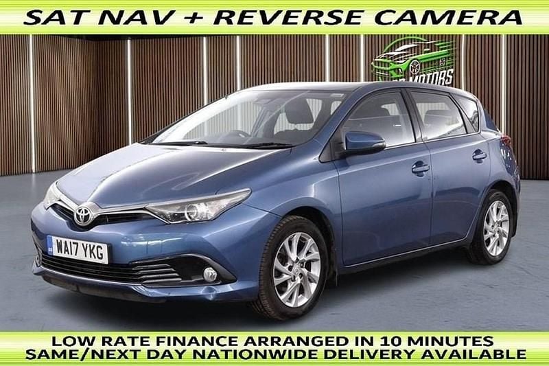 Used Toyota Auris Business Edition 2017