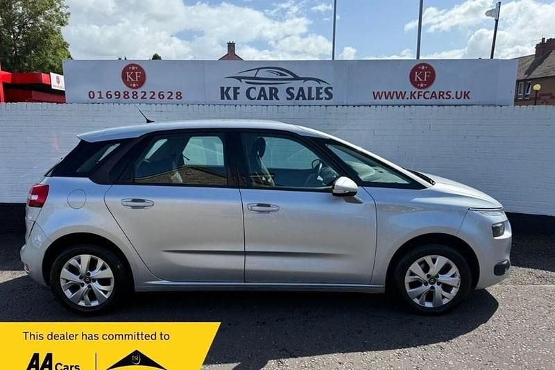 Silver Used 2015 Citroën C4 Picasso VTR Sport MPV | £4,195 (Good price) - Image 1/1