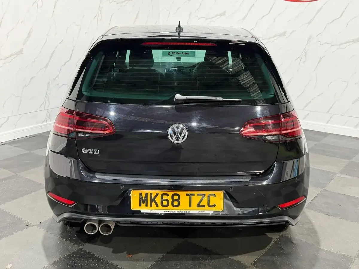 Used VW Golf VII GTD 184 HP (135 kW) 2018 Black Hatchback