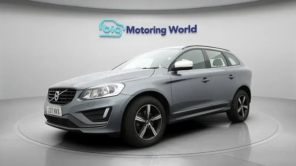 Used Volvo XC60 R-Design 190 HP (139 kW) 2017 Grey SUV