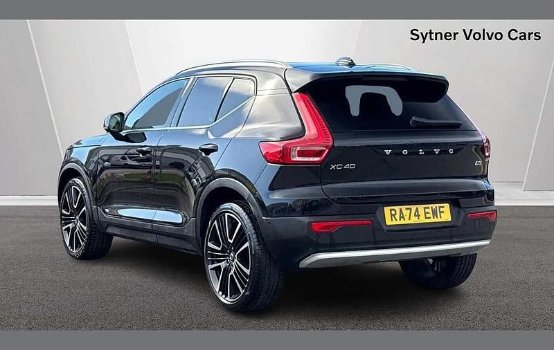 Used Volvo XC40 Ultra 161 HP (118 kW) 2025 Black SUV