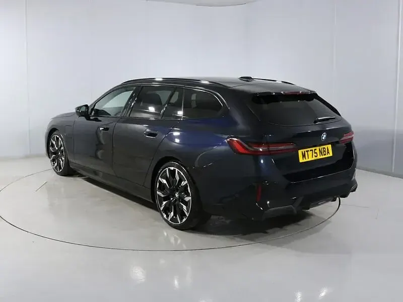 Used BMW 530e M Sport 299 HP (219 kW) 2025 Black Estate