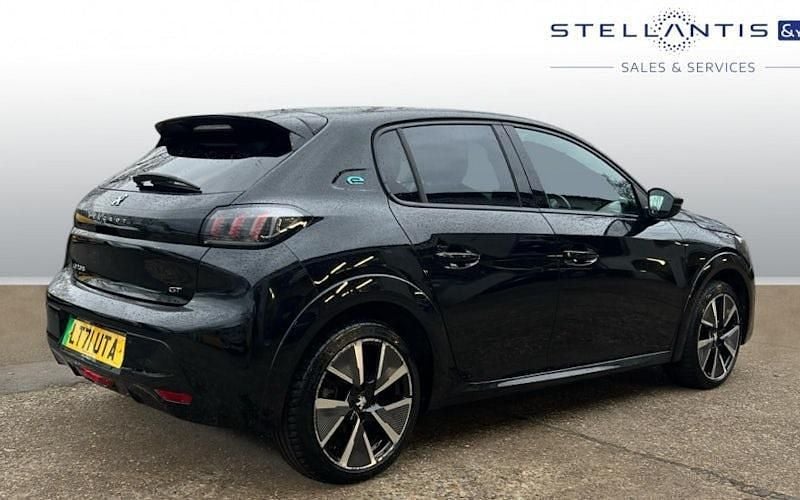 Used Peugeot e-208 Premium 100 kW (136 HP) 2022 Hatchback