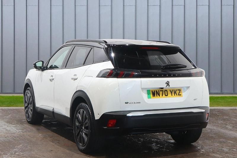 Used Peugeot e-2008 GT 98 kW (134 HP) 2020 White SUV