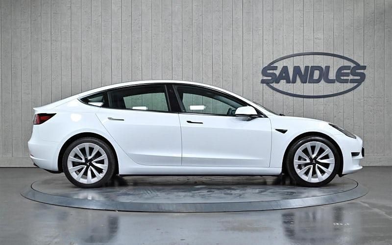 Used Tesla Model 3 Standard Range 208 kW (283 HP) 2021 White Sedan