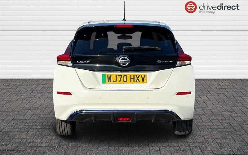 Used Nissan Leaf N-TEC 160 kW (218 HP) 2020 White Hatchback
