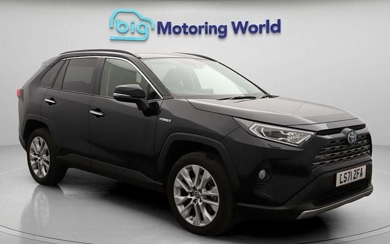 Used 2025 Toyota RAV4 Hybrid SUV | £24,000 (Super price) - Image 1/4