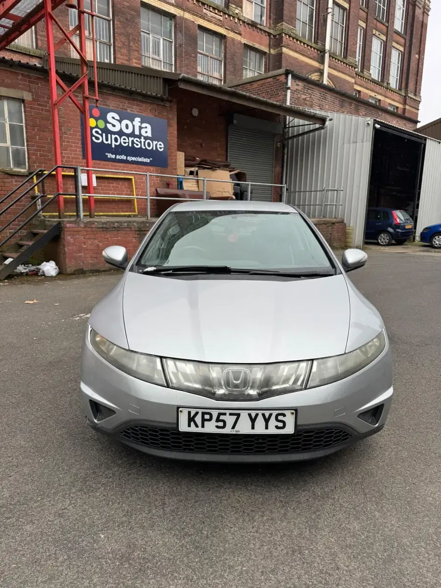 Used Honda Civic SE 2007 Silver Hatchback