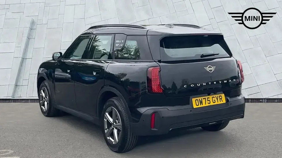 Used Mini Countryman 215 HP (158 kW) 2025 Black SUV