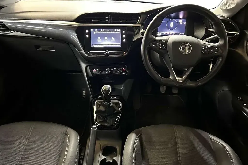 Used Vauxhall Corsa Edition 73 HP (53 kW) 2022 Orange Hatchback